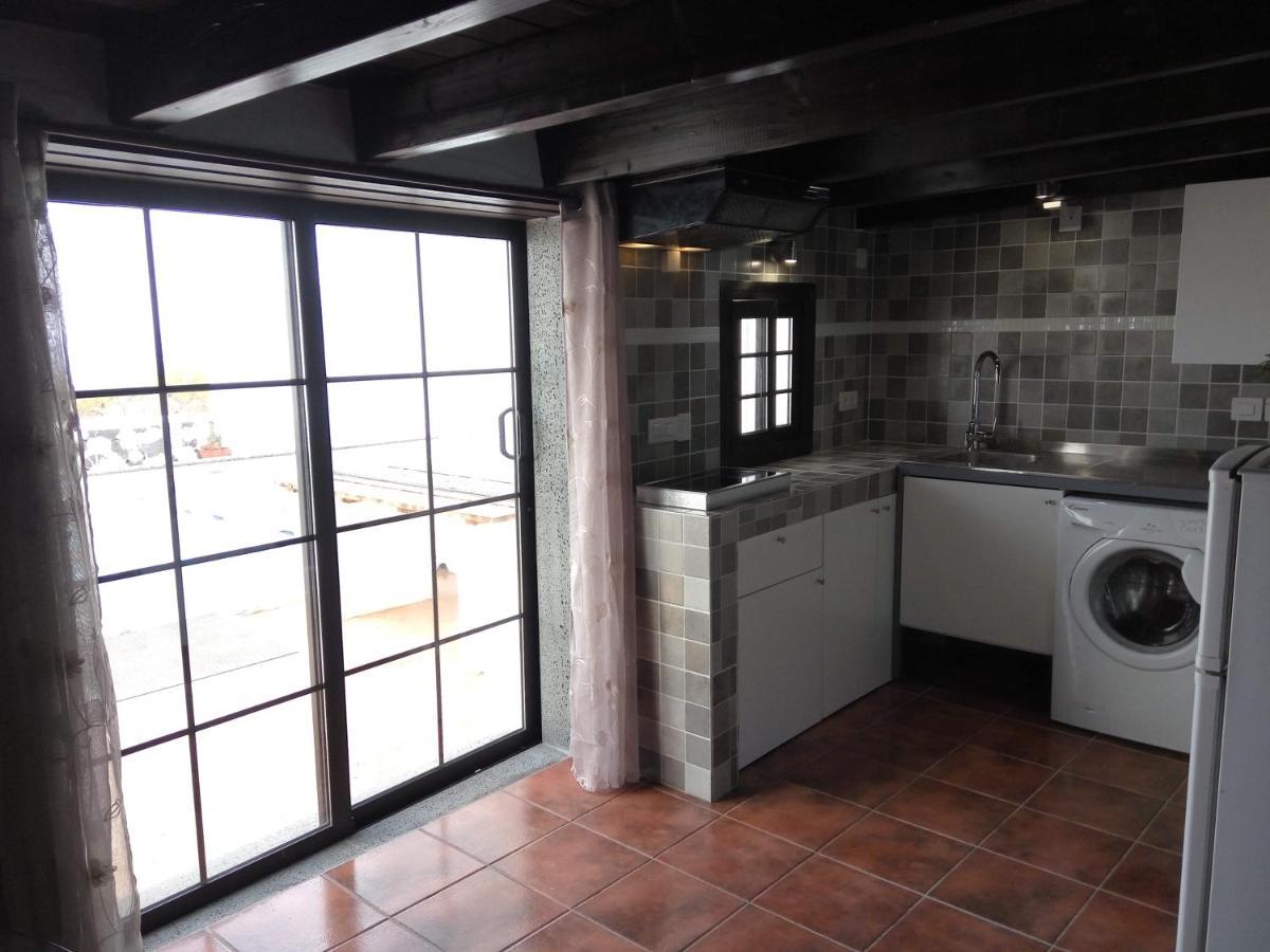 Aloelux Villa !! - Private Villa With Pool , Jacuzzi, Cinema, Massage ,Wonderful View, Art Desing Villa Тиас Экстерьер фото